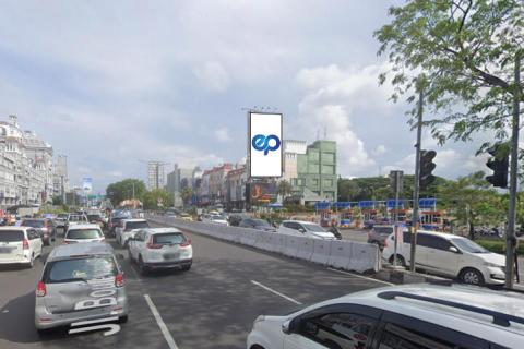 Jl. Boulevard Barat Raya (depan Gate Ruko Inkopal), Jakarta Utara