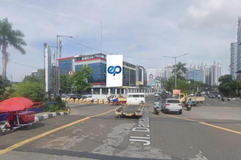 Jl. Mitra sunter boulevard (depan dana pensiun Toyota), Jakarta Utara
