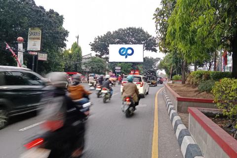 Jl. Jend Sudirman depan Ace Hardware, Semarang