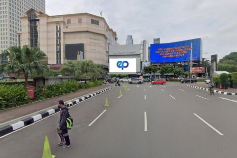 Jl. Asia Afrika Kav 3-5 (sebrang Senayan City), Jakarta Pusat