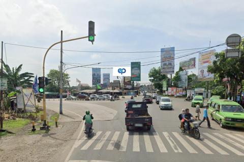 Jl. Raya Serpong (Perempatan Muncul), Tangerang Selatan