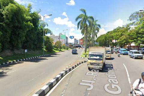 Pertigaan Gading Serpong, Tangerang Selatan