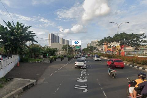 JL. Raya Margonda (Dekat BNI Pondok Cina & per-3an Juanda, Depok