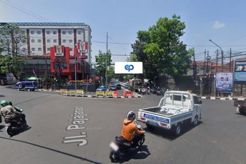 JL. Pasirkaliki (Istana Plaza), Bandung