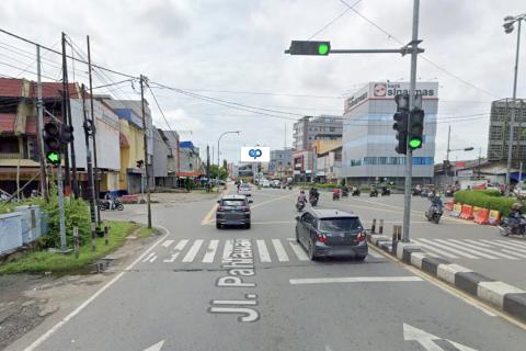 Median JL. Veteran Menuju JL. Ahmad Yani, Pontianak