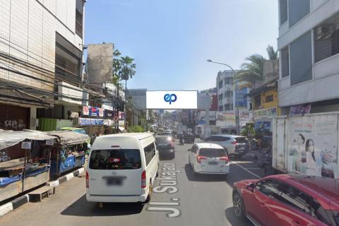 Jl. Sukajadi (dekat Zest Hotel), Bandung