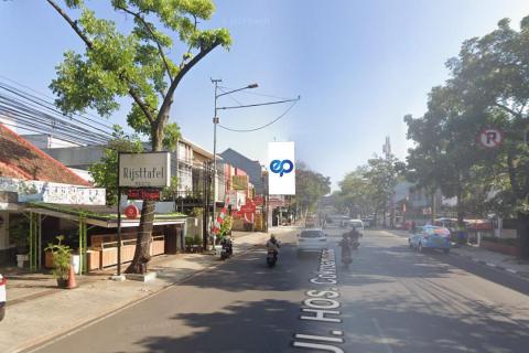 Jl. Pasirkaliki (depan RM Sederhana), Bandung