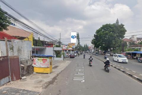 JL. Ir Djuanda (samping Borma Dago), Bandung