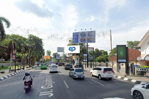 Jl. Gajahmada (Perempatan Kampung Kali Atas Pos Polisi), Semarang