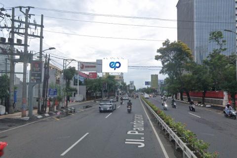 Jl. Pandanaran (Kaw. Pusat Oleh-oleh Semarang, Seberang Louis Kienne), Semarang