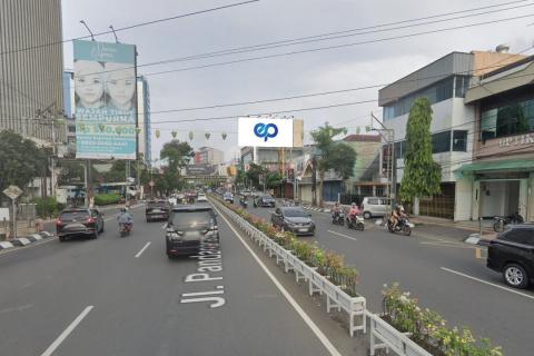 Jl. Pandanaran (Kaw. Pusat Oleh-oleh Semarang, Seberang Louis Kienne), Semarang
