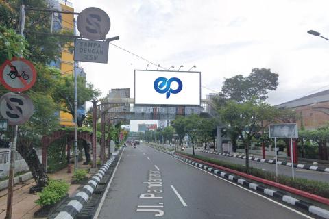 Jl. Pandanaran (JPO Kawasan Simpanglima), Semarang