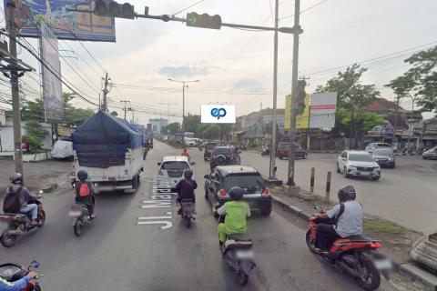Jl. Majapahit Perempatan ADA Swalayan Fatmawati, Semarang
