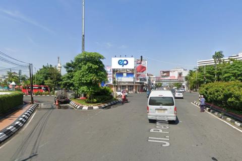 Jl. Pemuda Alun alun Kota, Semarang