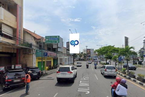 Jl. MT. Haryono (Perempatan Metro Plaza), Semarang
