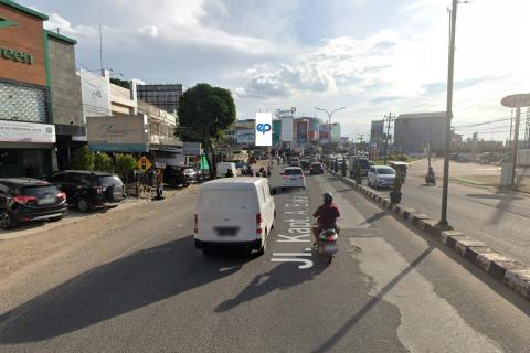 Jl. Kapt. A. Bakaruddin Simpang 3 Sipin (Dekat Jamtos), Jambi