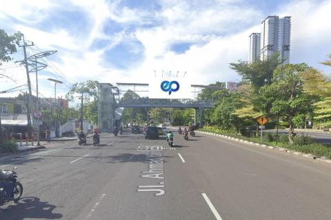 JPO Jl. A. Yani (Dekat Taman Pelangi), Surabaya