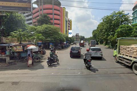 Perempatan Jl. Raya Dupak - Jl. Semarang (Depan PS. Turi - PGS), Surabaya