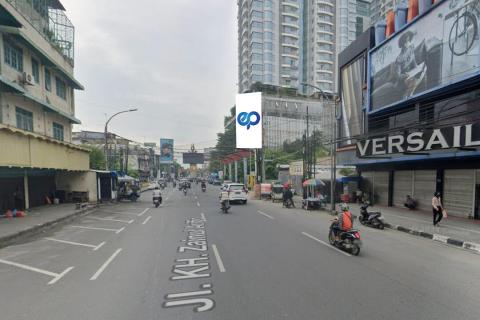 Jl. Zainul Arifin (Karaoke NAV), Medan