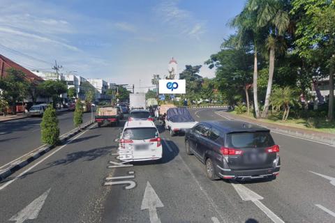 Pos Polisi Perempatan Kebunrojo (Dekat Pusat Grosir Surabaya), Surabaya