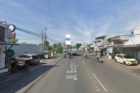 Jl. Bungkarno, Mataram