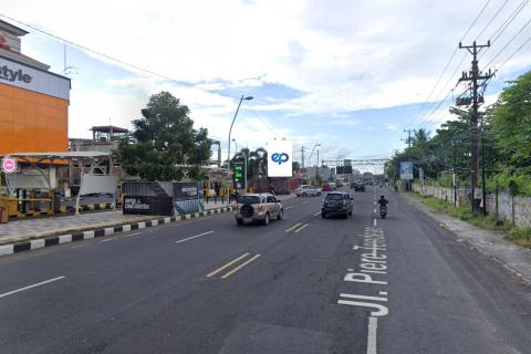JL. PIERE TENDEAN (DEPAN MANTOS), MANADO