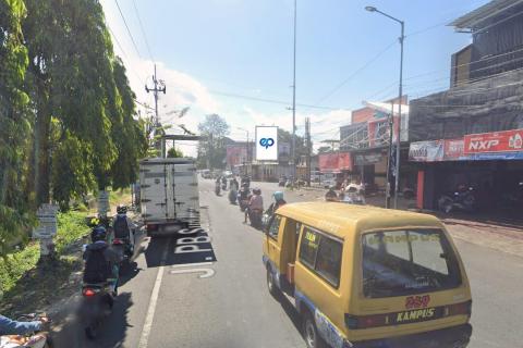 Jl. Mastrip Simpang Tiga, Jember