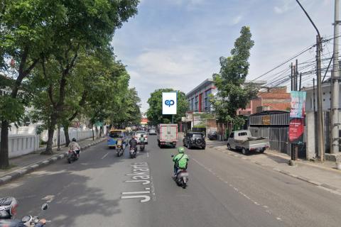 Jl. Jakarta (depan Kejaksaan), Bandung