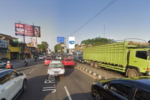 JI. Padjajaran (Perempatan Ring Road Condongcatur), Yogyakarta