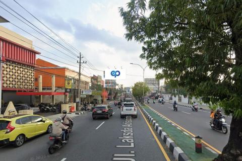 Timur Plaza Ambarukmo - JI. Laksda Adisucipto, Yogyakarta