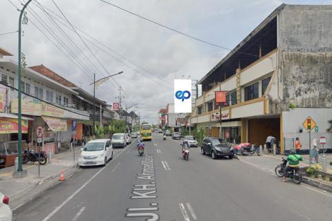 JI. KH. Ahmad Dahlan Depan PKU Muhammadiyah Yogyakarta, Yogyakarta