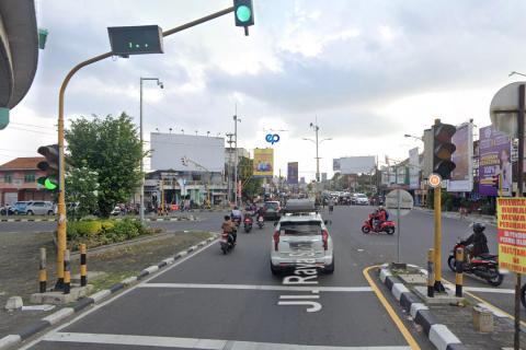 Jl. Laksda Adi Sucipto Barat (Jembatan Layang Janti), Yogyakarta