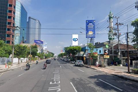 JI Embong malang (Depan Gdg Ekonomi), Surabaya