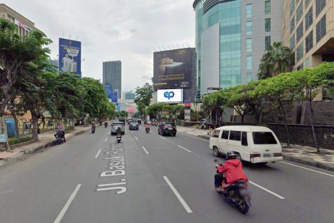 Jl. Basuki Rahmat (Depan Bank Standard Charterd), Surabaya