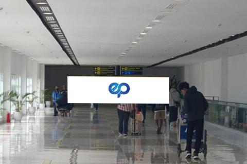 Ruang Selasar menuju Ruang Pengambilan Bagasi – Bandara Sultan Hasanuddin Makassar