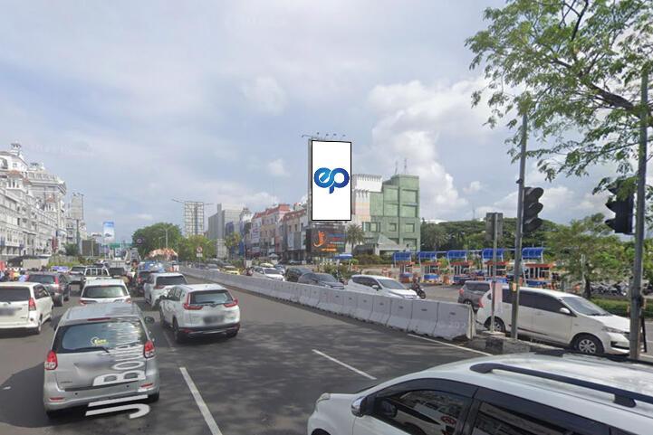 Billboard at Jl. Boulevard Barat Raya (depan Gate Ruko Inkopal), Jakarta Utara