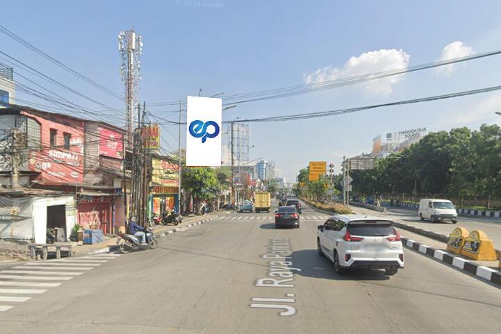 Billboard at Jl. Gunung Sahari (Pertigaan WTC Mangga Dua), Jakarta Utara