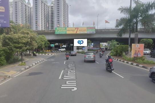 Videotron at Jl. Mitra Sunter Boulevard, Jakarta Utara