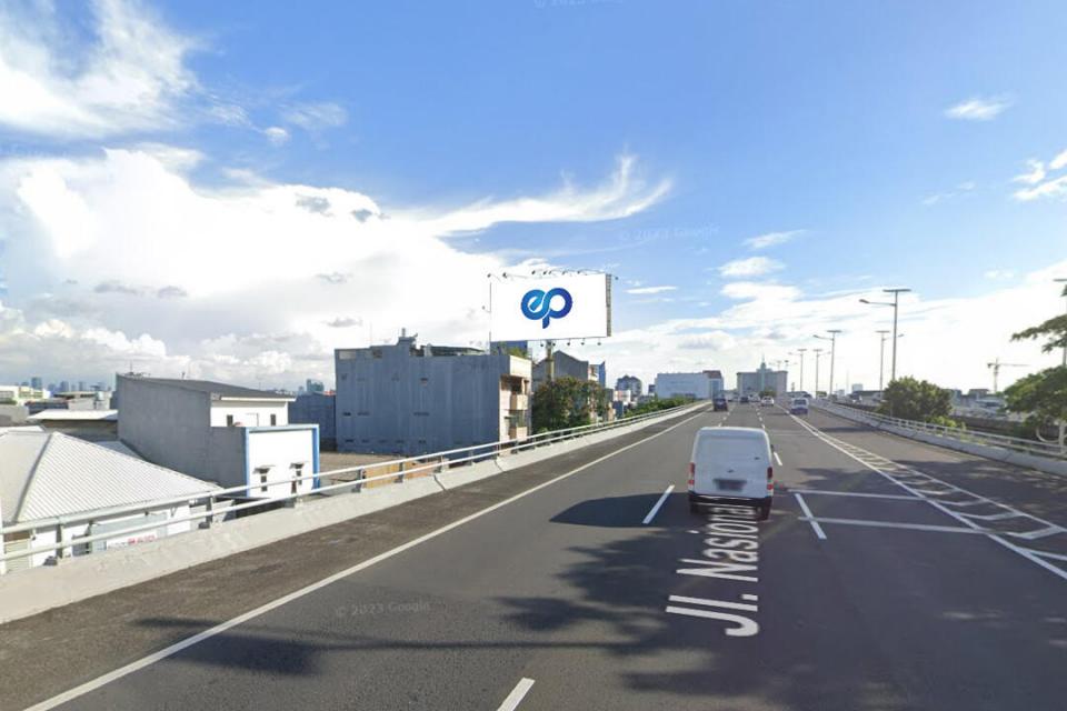 Billboard at Tol Tomang Jl. Dr. Makaliwe KM+800, Jakarta Barat