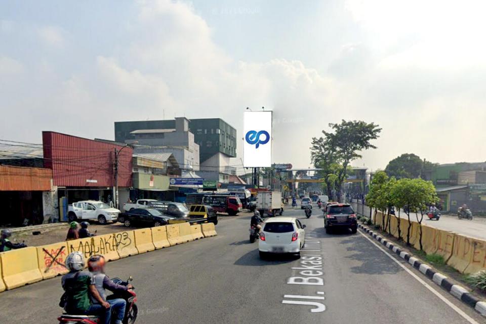 Billboard at Jl. Bekasi Timur Raya (Flyover Klender), Jakarta Timur