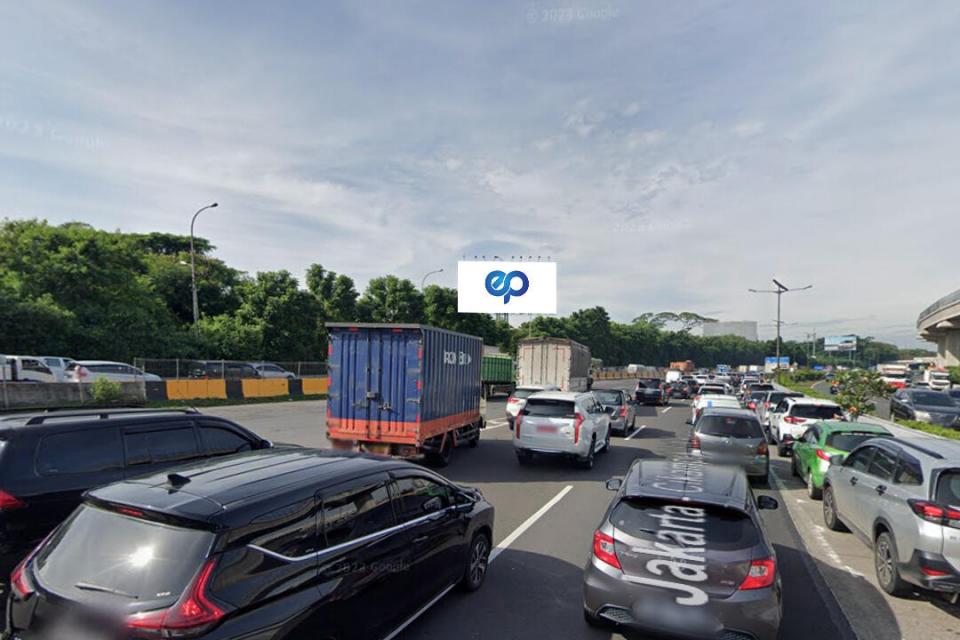 Billboard at Tol Jakarta Cikampek - HALIM, Jakarta Timur