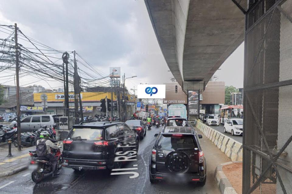 Billboard at Jl. Fatmawati (Dekat Daeler Daihatsu), Jakarta Selatan