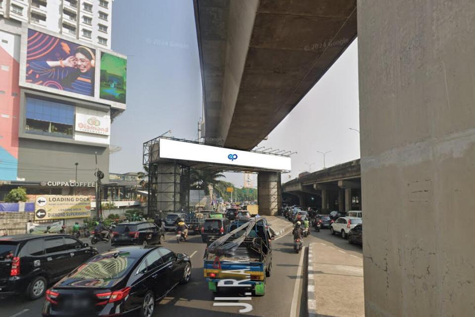 Billboard at Jl. RA Kartini, Cilandak Barat, Cilandak (ST. LEBAK BULUS - SET SA 4), Jakarta Selatan