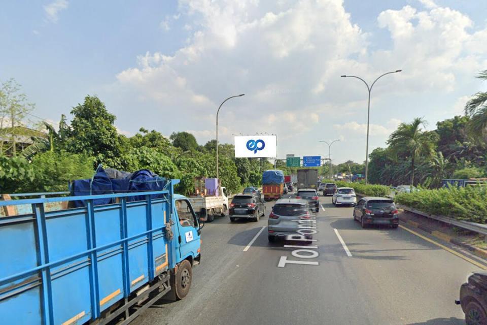Billboard at Tol JLJ / Pondok Pinang Km 18 + 00 A, Jakarta Selatan