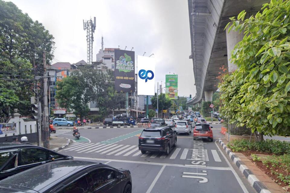Billboard at Jl. Prapanca Raya (dekat Kantor Walikota Jakarta Selatan), Jakarta Selatan