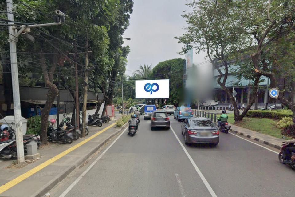Videotron at Jl. Senopati (Dekat Astha District 8), Jakarta Selatan
