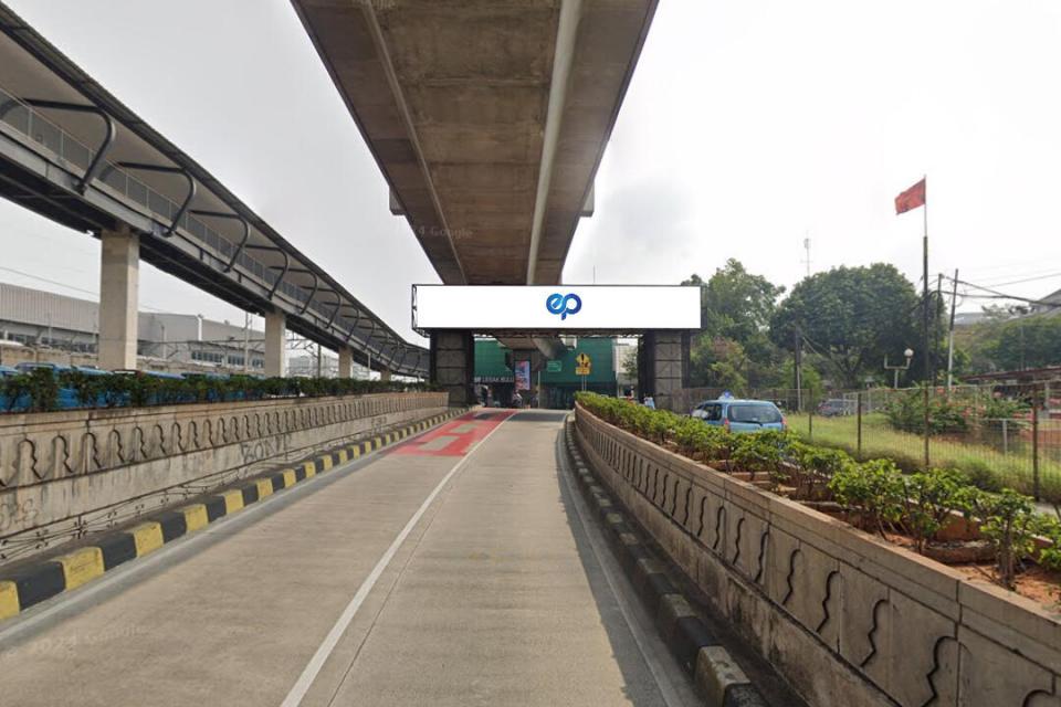 Videotron at Jl. Lebak Bulus Raya (LED LEBAK BULUS STATION STAND ALONE SET 2), Jakarta Selatan