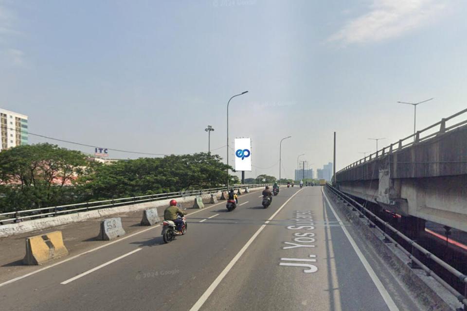 Billboard at Jl. Yos Sudarso (Depan ITC Cempaka Mas 2), Jakarta Pusat