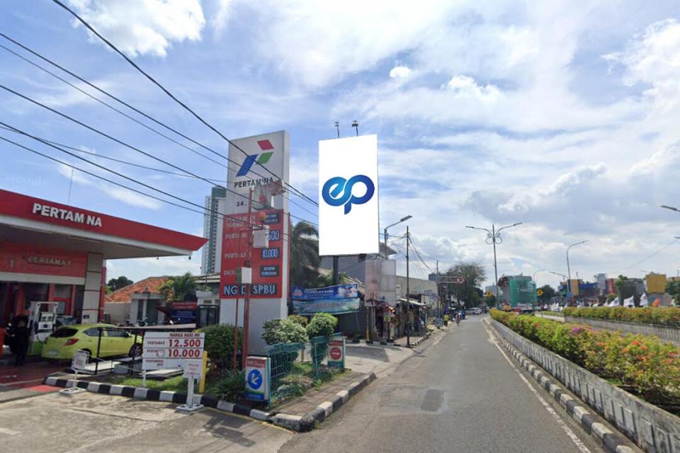Billboard at Jl. Pramuka (depan SPBU) Kec. Senen – Jakarta Pusat