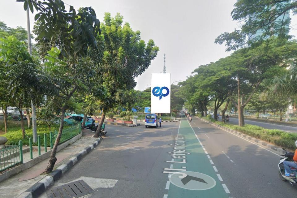 Billboard at Jl. Letjend Suprapto ITC Cempaka Mas, Jakarta Pusat